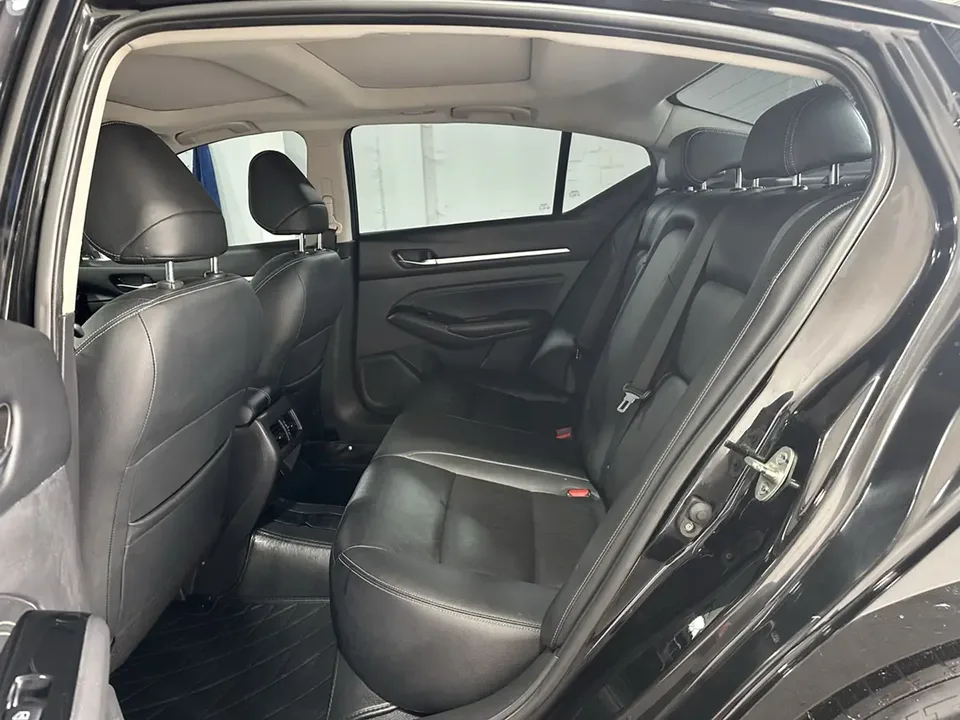 Nissan Altima 2.0L XE Pure Edition 2023 — миниатюра 3