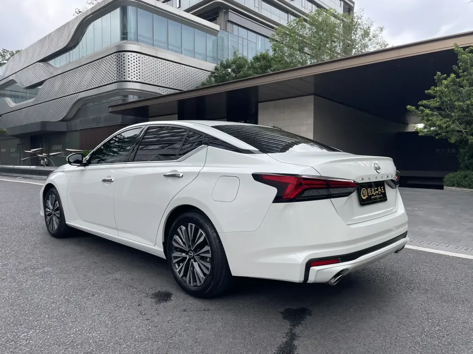 Nissan Altima Teana 2024 2.0L XE True Heart Edition 2024 — thumbnail 2