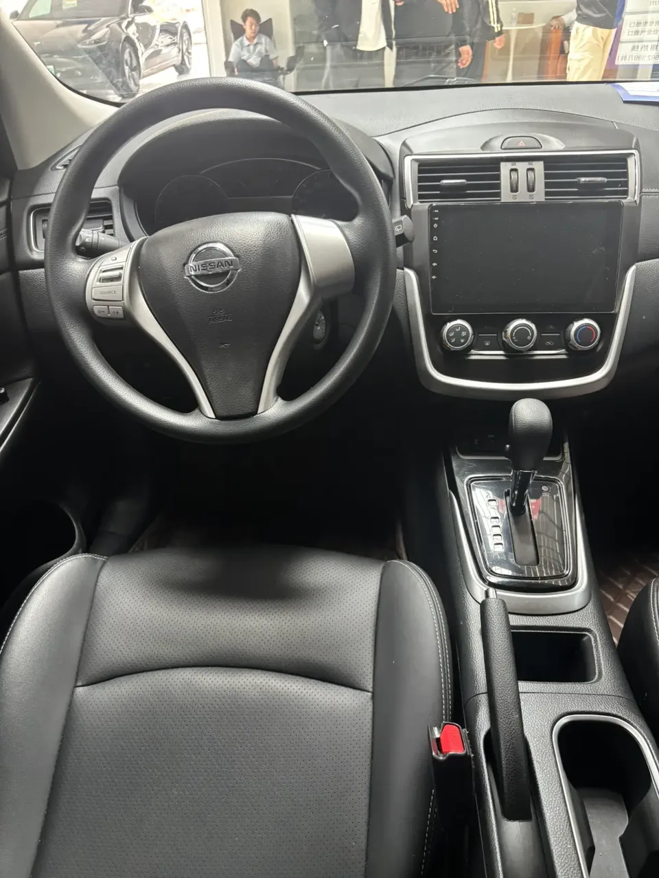 Nissan Tiida Tiida 2021 Tiida 2021 1.6L CVT Cool Edition 2022 — thumbnail 5