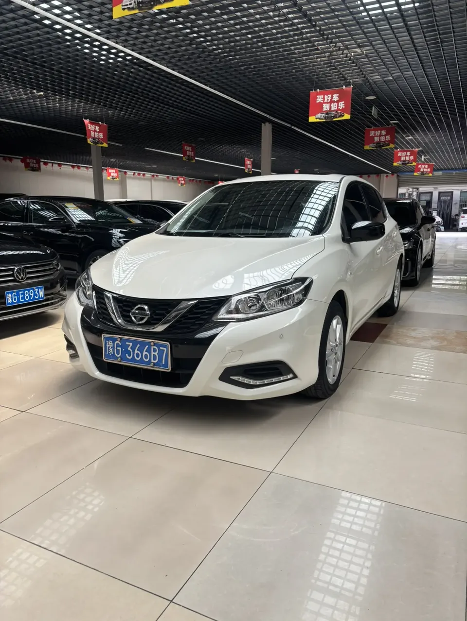 Nissan Tiida Tiida 2021 Tiida 2021 1.6L CVT Cool Edition 2022 — photo 1, buy with delivery to Moscow