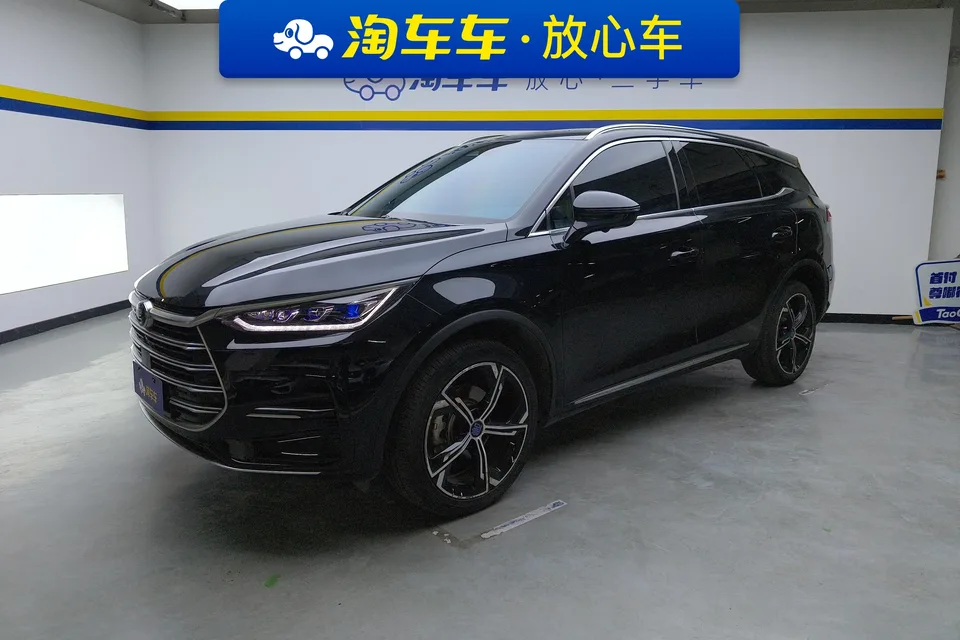 BYD Tang DM Tang DM 2021 DM-i 1.5T 112KM Premium Edition 2022 — photo 1, buy with delivery to Moscow