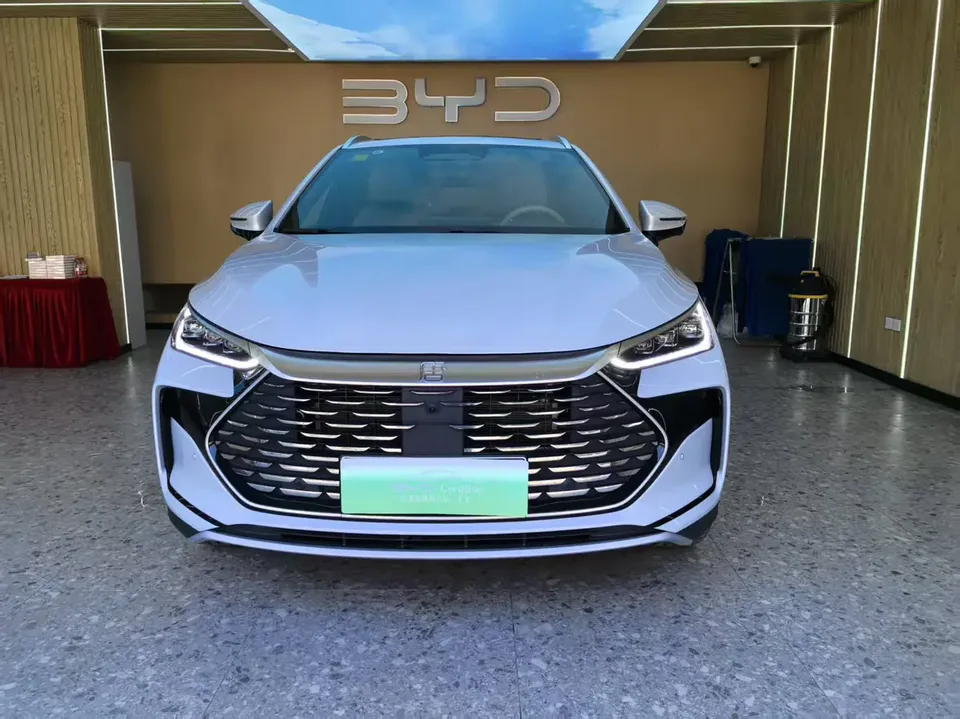 BYD Tang DM 2025