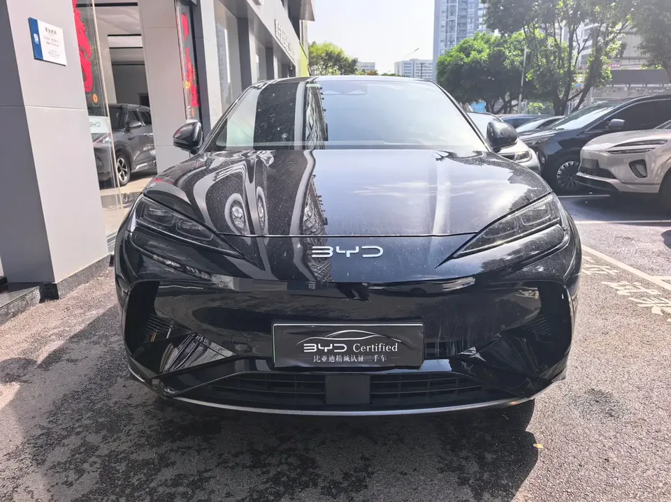 BYD Sea Lion 07 EV 2024
