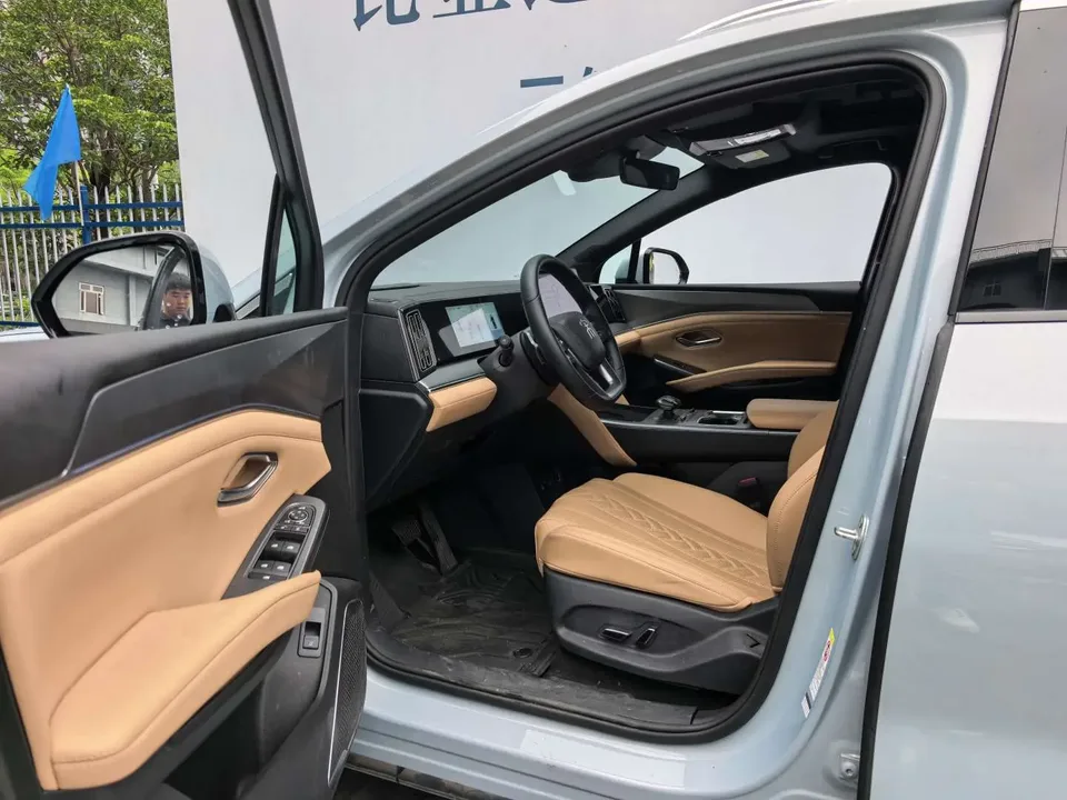 BYD Song L DM Intelligent Driving Edition DM-i 160KM Beyond Edition 2025 — миниатюра 5