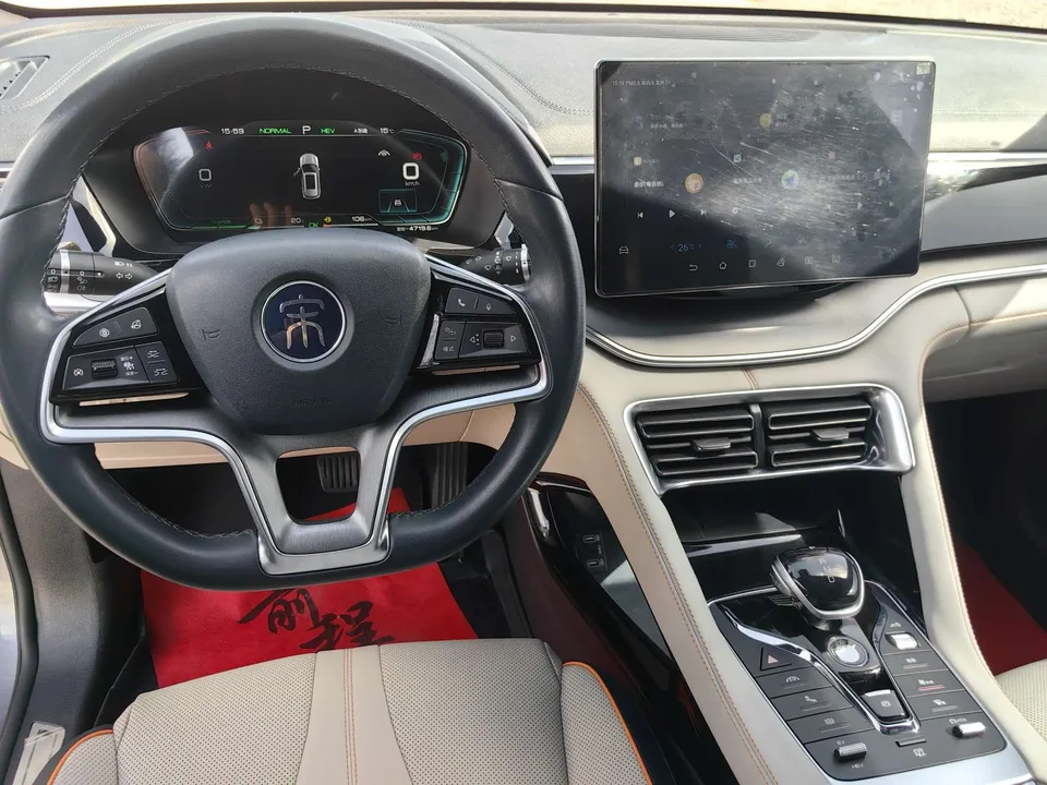 BYD Song PLUS DM DM-i 110KM 2WD Flagship PLUS 2023 — миниатюра 4
