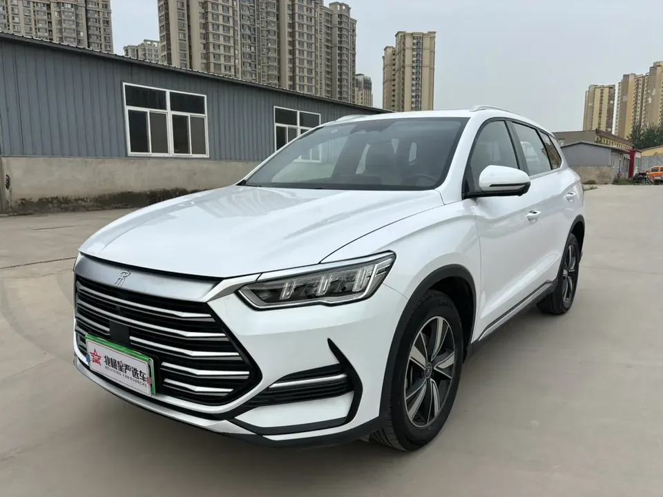 BYD Song Pro DM Song Pro DM 2022 DM-i 51km Premium 2022 — photo 1, buy with delivery to Moscow