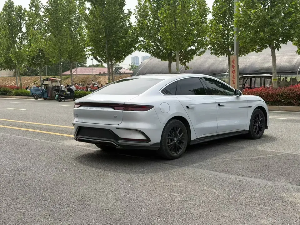 BYD Han DM Han DM 2025 DM-i 125KM Elite 2024 — миниатюра 2