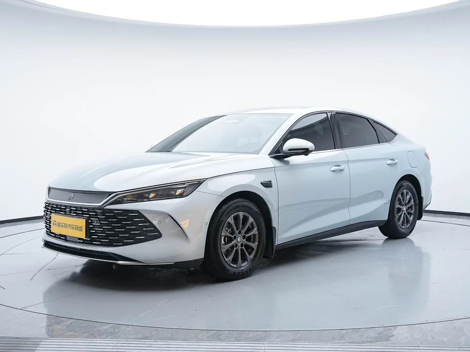 BYD Qin L DM 2025