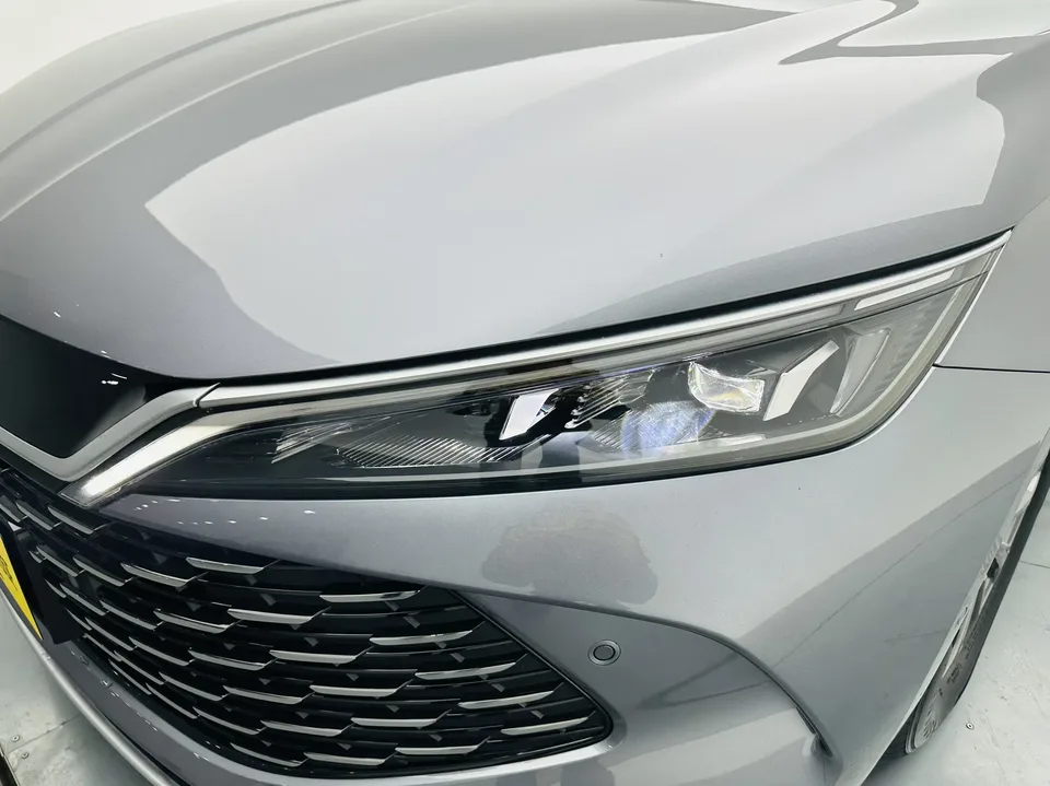 BYD Qin L DM Intelligent Driving Edition DM-i 80KM Leading Edition 2025 — миниатюра 4