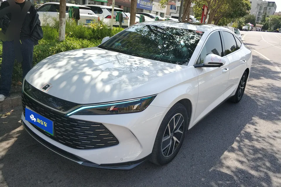 BYD Qin L DM 2025