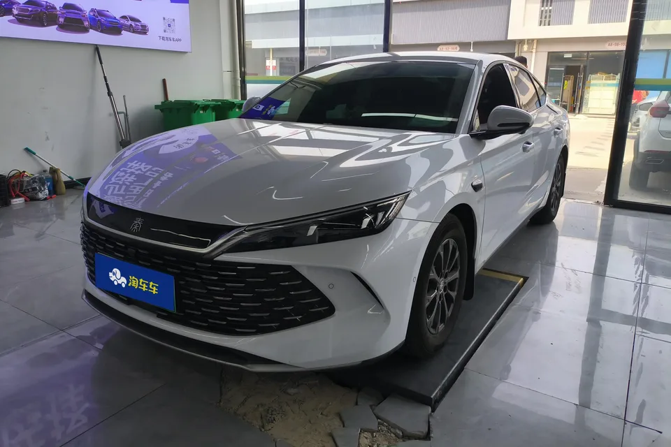 BYD Qin L DM 2025