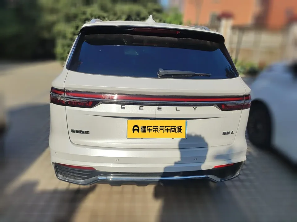 Geely Monjaro 2.0TD DCT EVO 2WD Smart Edition 2022 — миниатюра 5