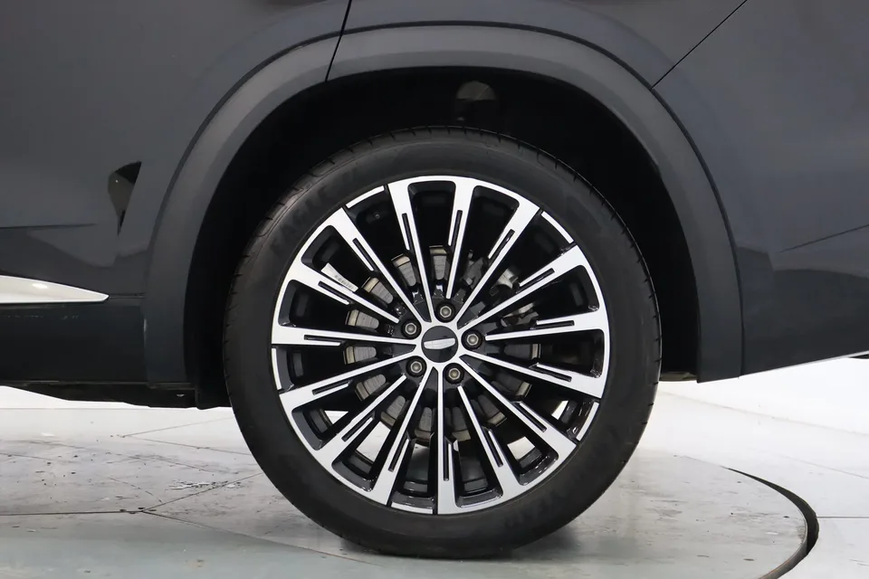 Geely Monjaro 2025