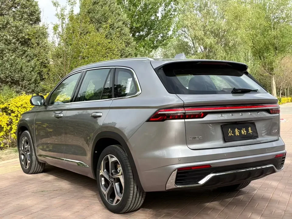 Geely Monjaro 2.0TD DCT EVO 2WD Changfeng Edition 2026 — миниатюра 4