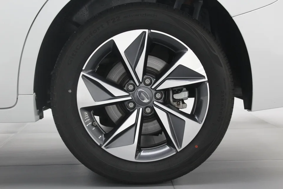 GAC Trumpchi M6 2025