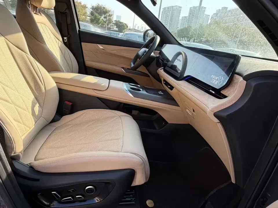 Changan CS75PLUS Changan CS75 PLUS 2025 fourth generation 1.5T New Blue Whale Smart Flagship 2024 — миниатюра 3