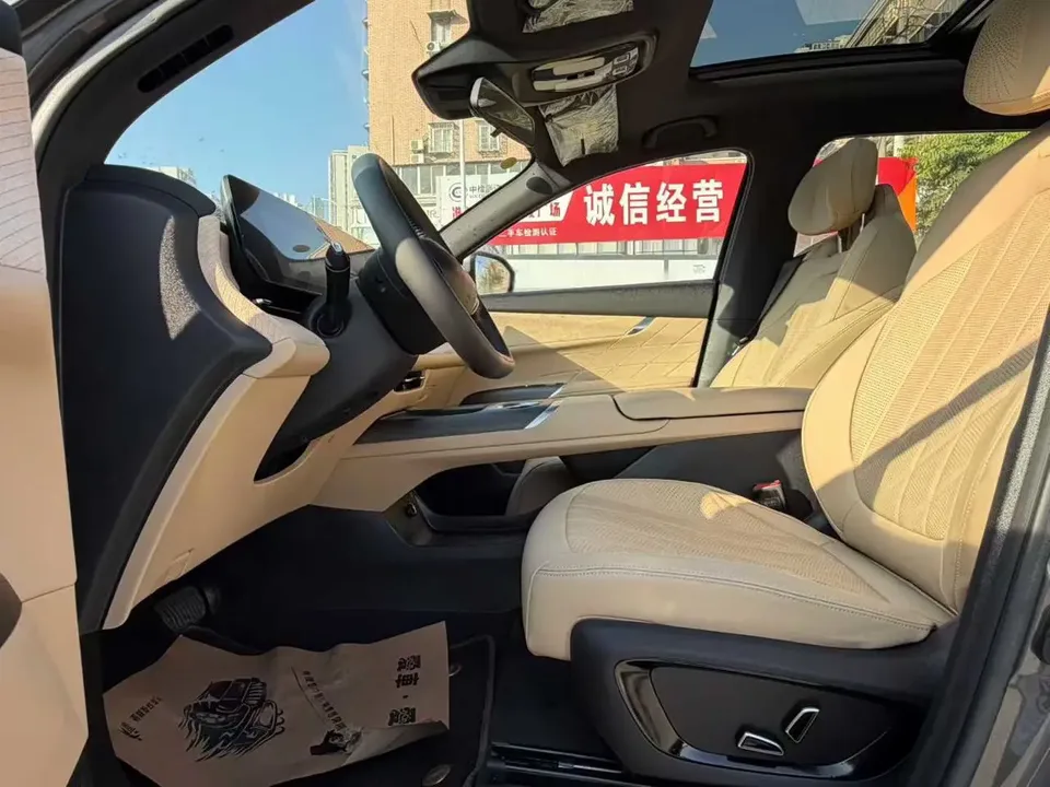 Changan CS75PLUS Changan CS75 PLUS 2025 fourth generation 1.5T New Blue Whale Smart Flagship 2024 — миниатюра 5