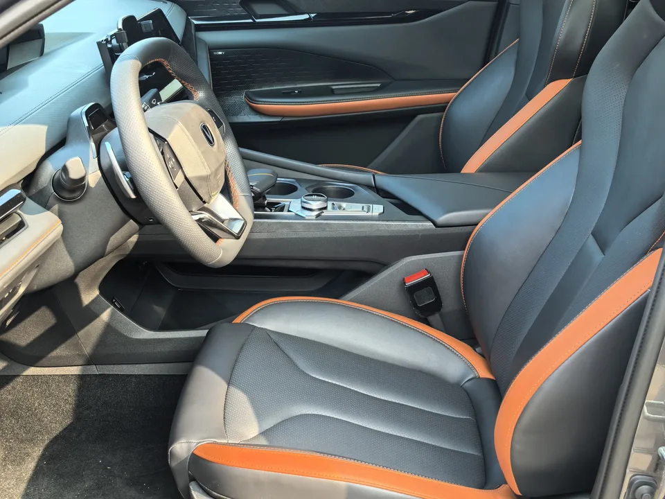 Changan UNI-V UNI-V 2023 1.5T Smart Pilot Edition 2024 — миниатюра 4