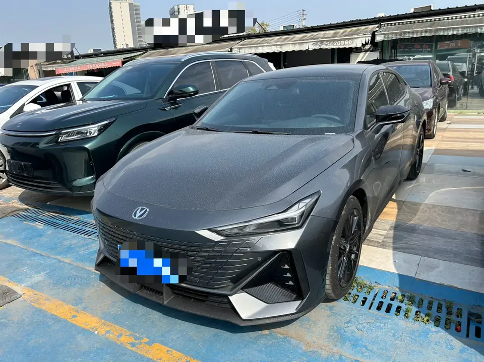 Changan UNI-V 2023