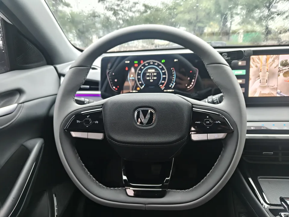 Changan Raeton PLUS Ruicheng PLUS 2023 Ruicheng PLUS 2023 1.5T DCT Premium Edition 2024 — thumbnail 3