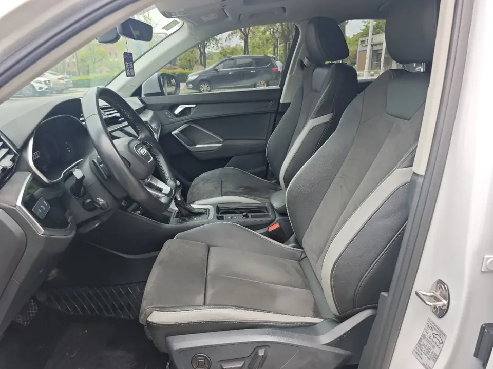Audi Q3 Audi Q3 2022 35 TFSI Fashionable and Dynamic 2022 — миниатюра 5
