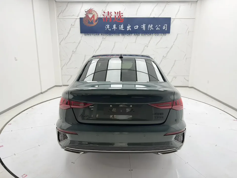 Audi A3 A3L Limousine 35 TFSI Fashion Sports 2022 — миниатюра 2