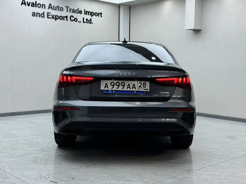 Audi A3 A3L Limousine 35 TFSI Fashion Sports 2022 — миниатюра 2