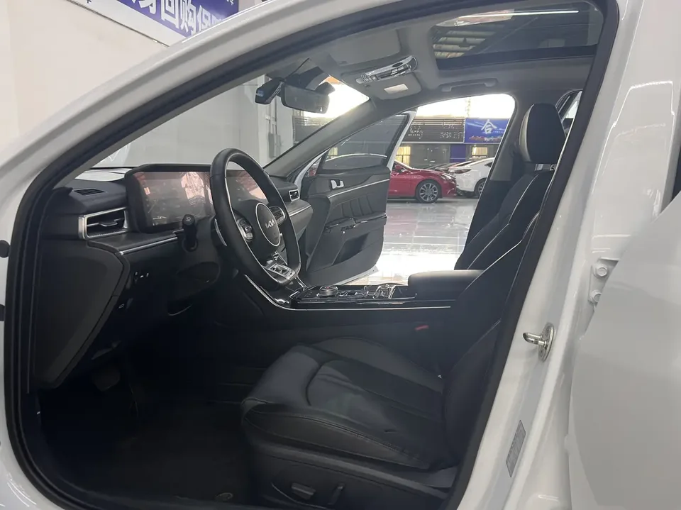 Kia K5 380T GT-Line Flagship Edition 2022 — миниатюра 4