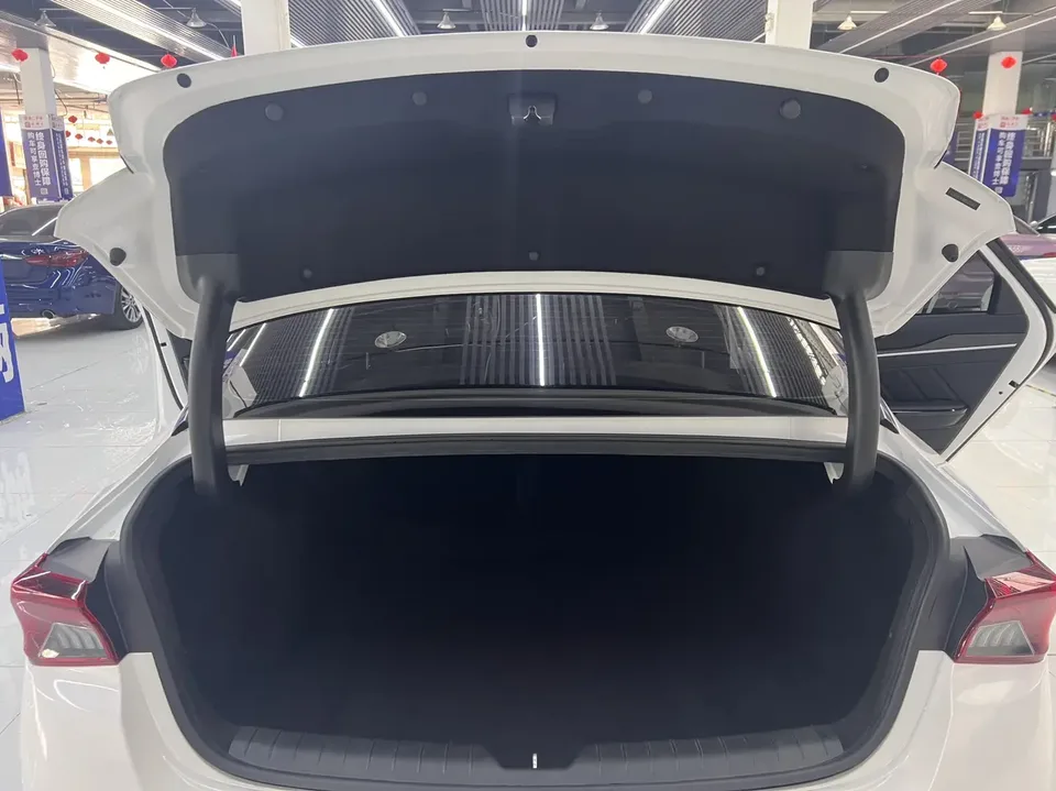 Kia K5 380T GT-Line Flagship Edition 2022 — миниатюра 5