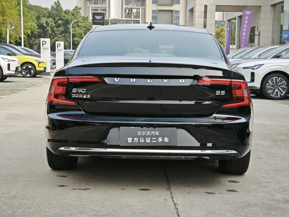 Volvo S90 Volvo S90 2024 B5 Luxury Edition 2024 — миниатюра 2