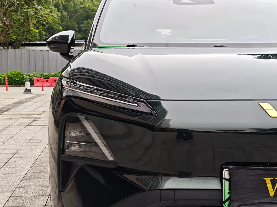 Wuling Starlight S PHEV 130km Flagship Model 2024 — миниатюра 3