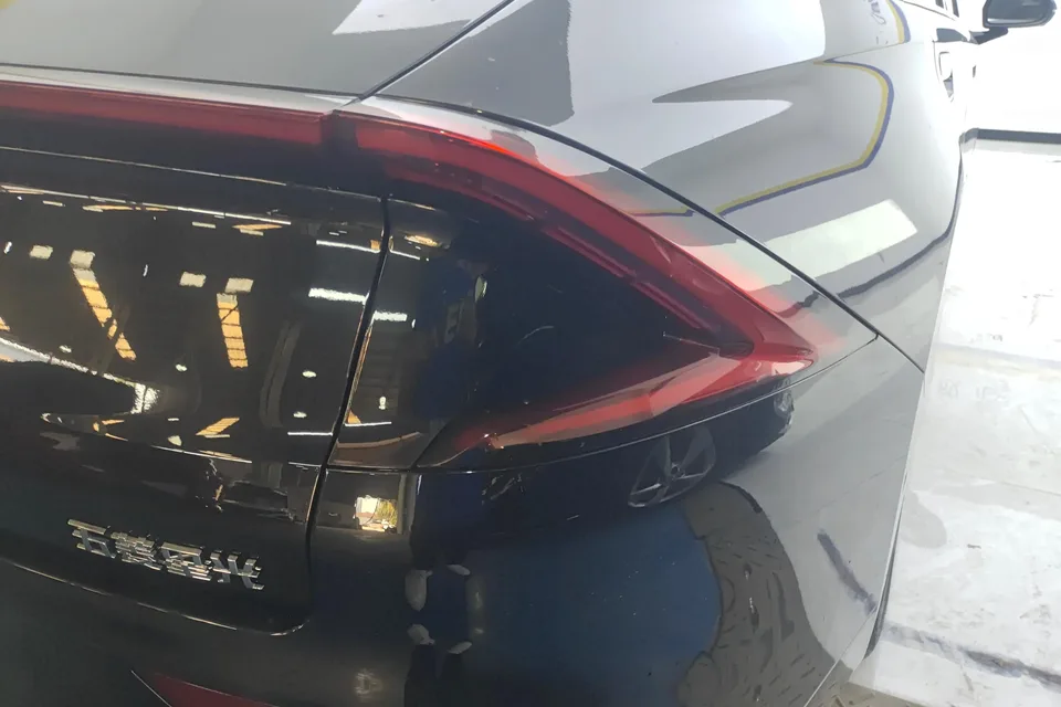 Wuling Starlight EV 610km Smart Flagship 2025 — миниатюра 2