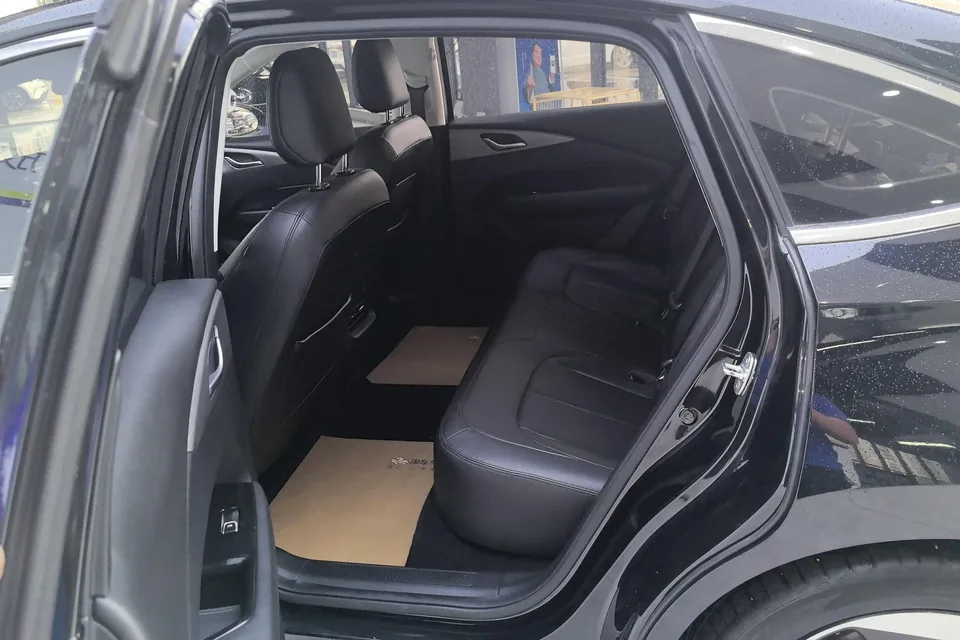 Wuling Starlight PHEV Starlight PHEV 2023 150 Advanced Edition 2024 — thumbnail 4