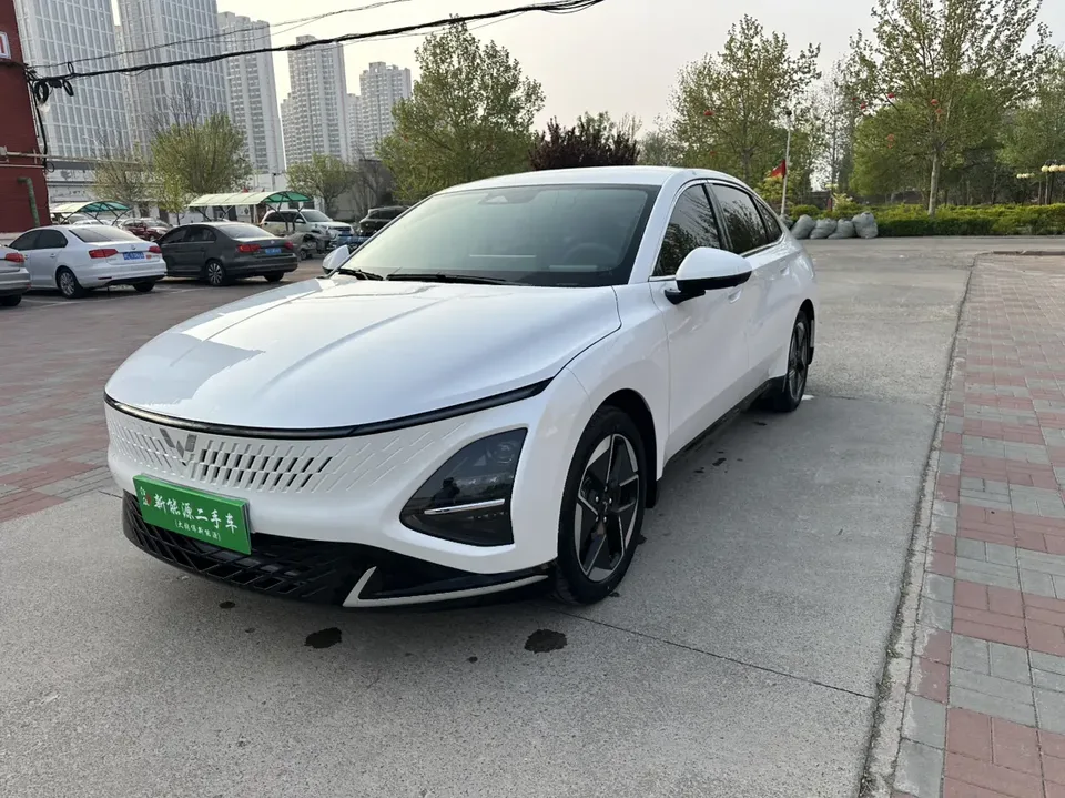 Wuling Starlight PHEV 2025