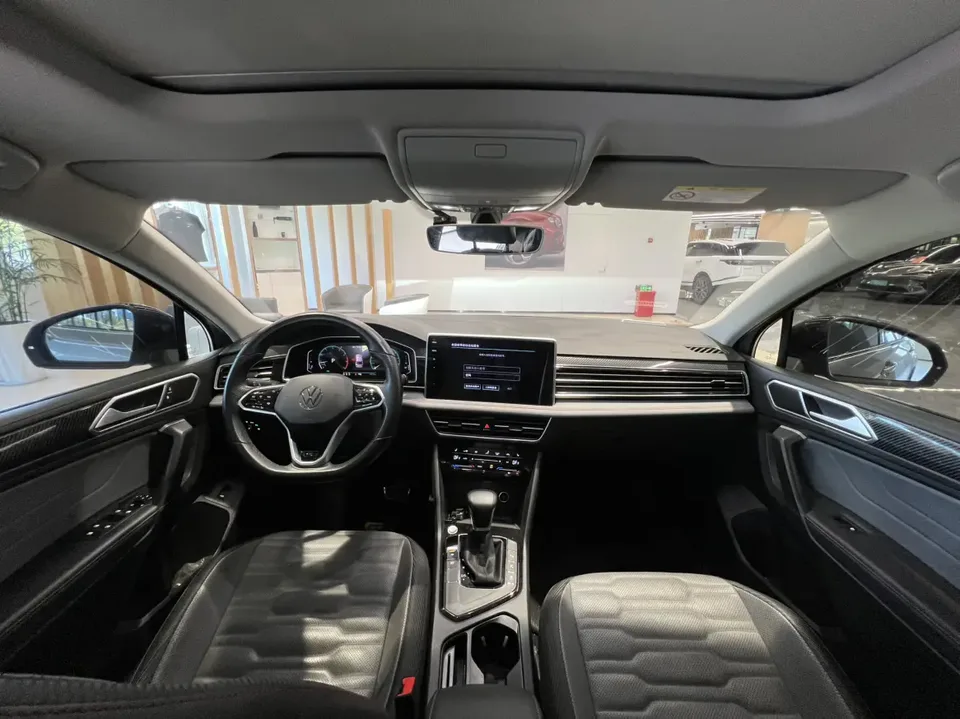 Volkswagen TiguanX Tiguan X 2022 330TSI flagship version 2022 — миниатюра 3