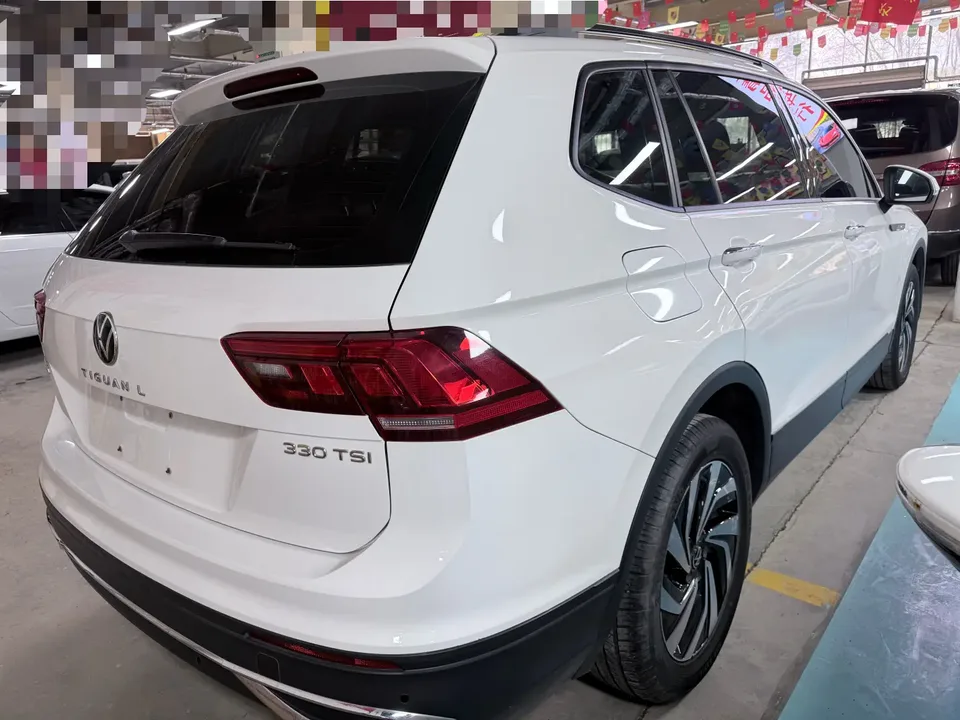 Volkswagen Tiguan L Tiguan L 2022 330TSI Automatic 2WD Comfort Edition 2022 — миниатюра 2