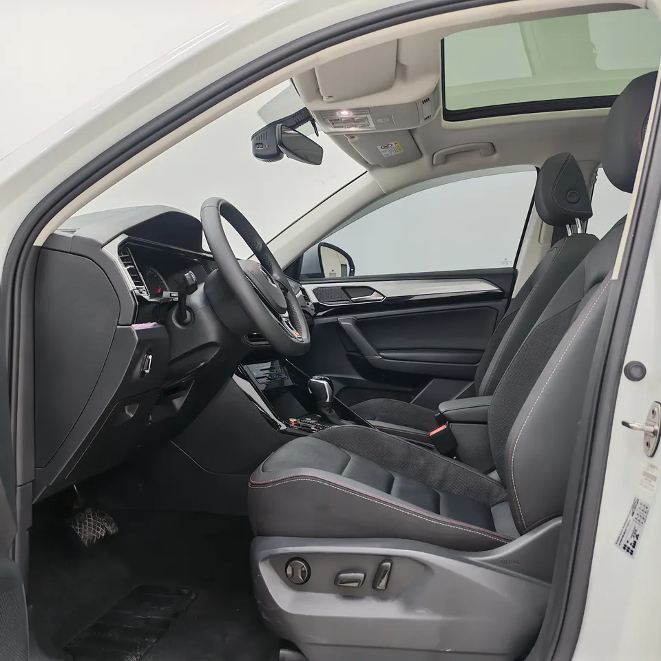 Volkswagen Tayron Tanyue 2022 280TSI 2WD Luxury Smart Edition 2022 — миниатюра 4