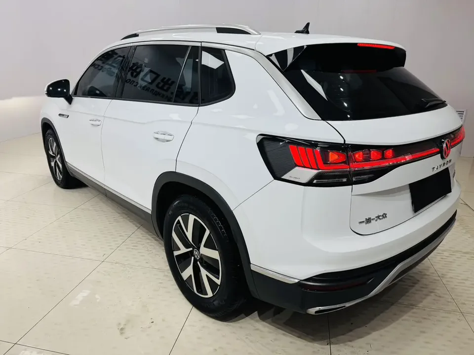 Volkswagen Tayron Tanyue 2023 280TSI 2WD Luxury Plus Advanced Edition 2022 — миниатюра 4