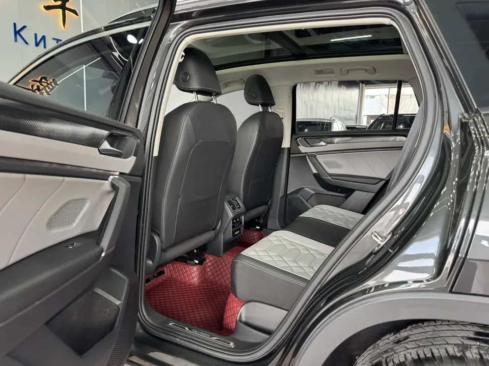 Volkswagen Tayron Tanyue 2023 280TSI 2WD Luxury Plus Advanced Edition 2023 — миниатюра 3
