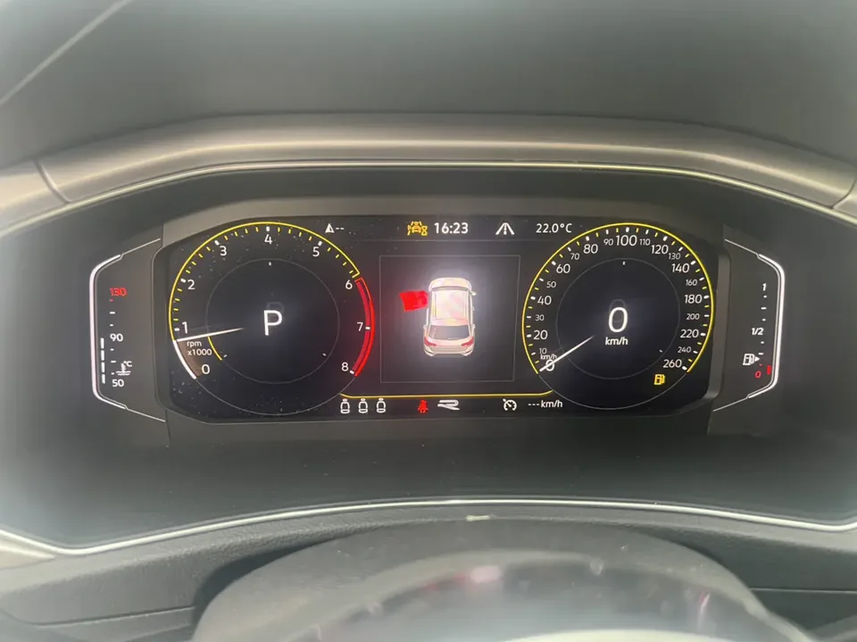 Volkswagen T-Roc Tanyue 280TSI DSG 2WD R-Line Pro PLUS 2022 — миниатюра 3