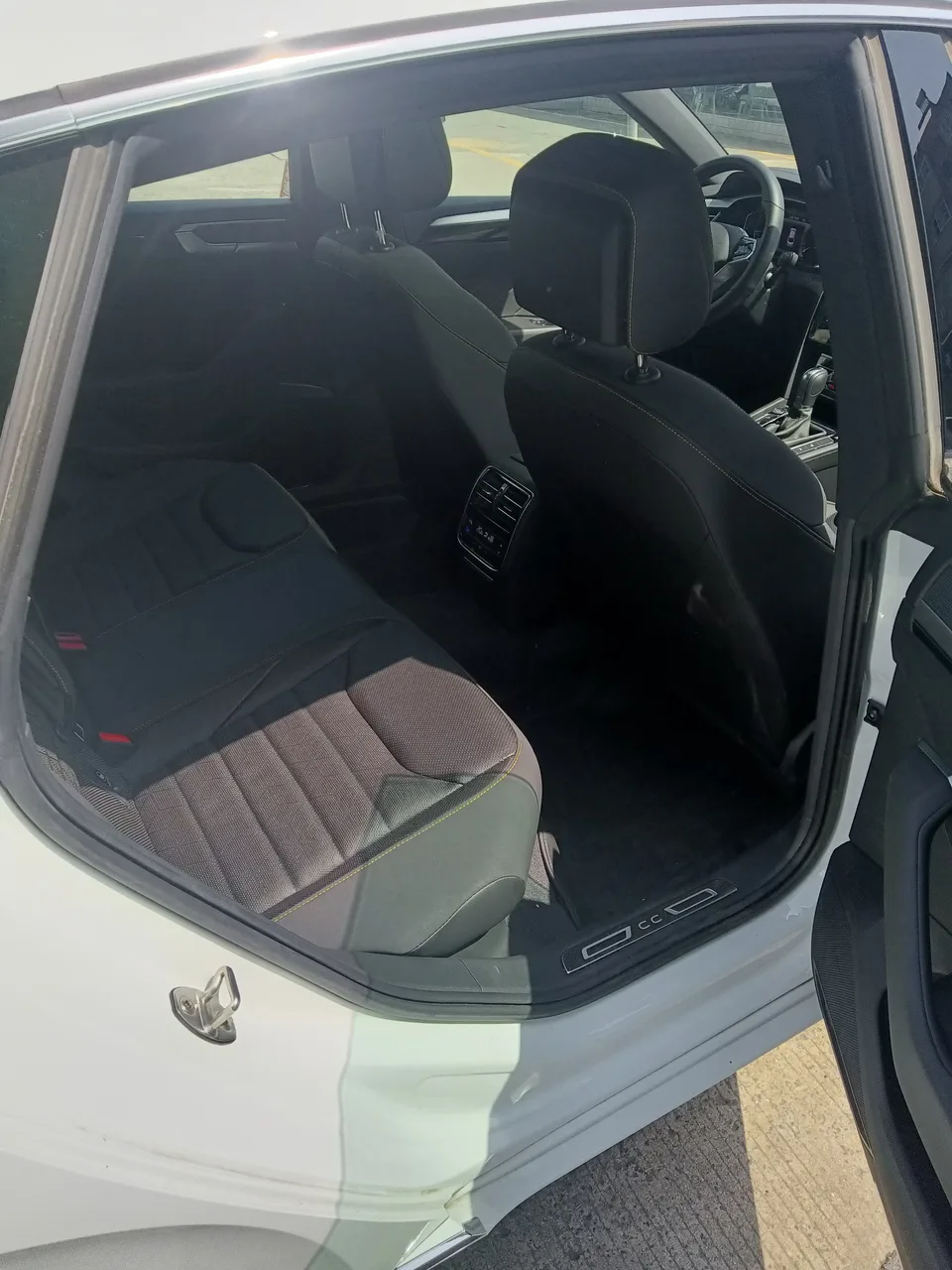 Volkswagen Arteon CC 2024 380TSI Eye-catching Edition 2024 — thumbnail 4