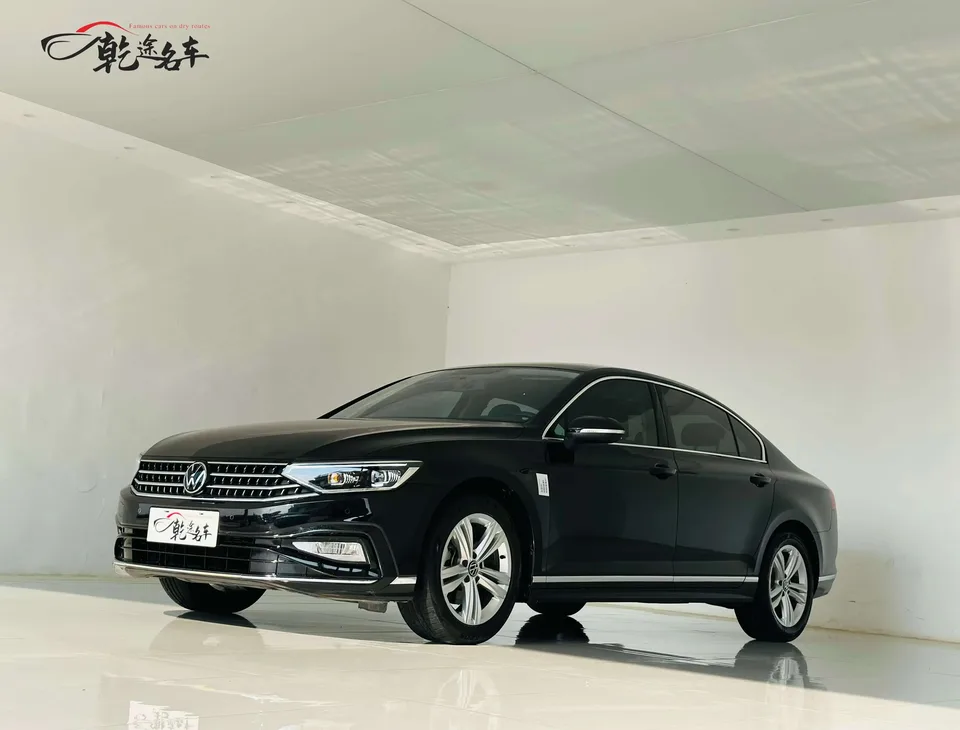 Volkswagen Magotan 2 million units public enjoyment model 280TSI DSG comfort model 2024 — фото 1, купить с доставкой в Москву