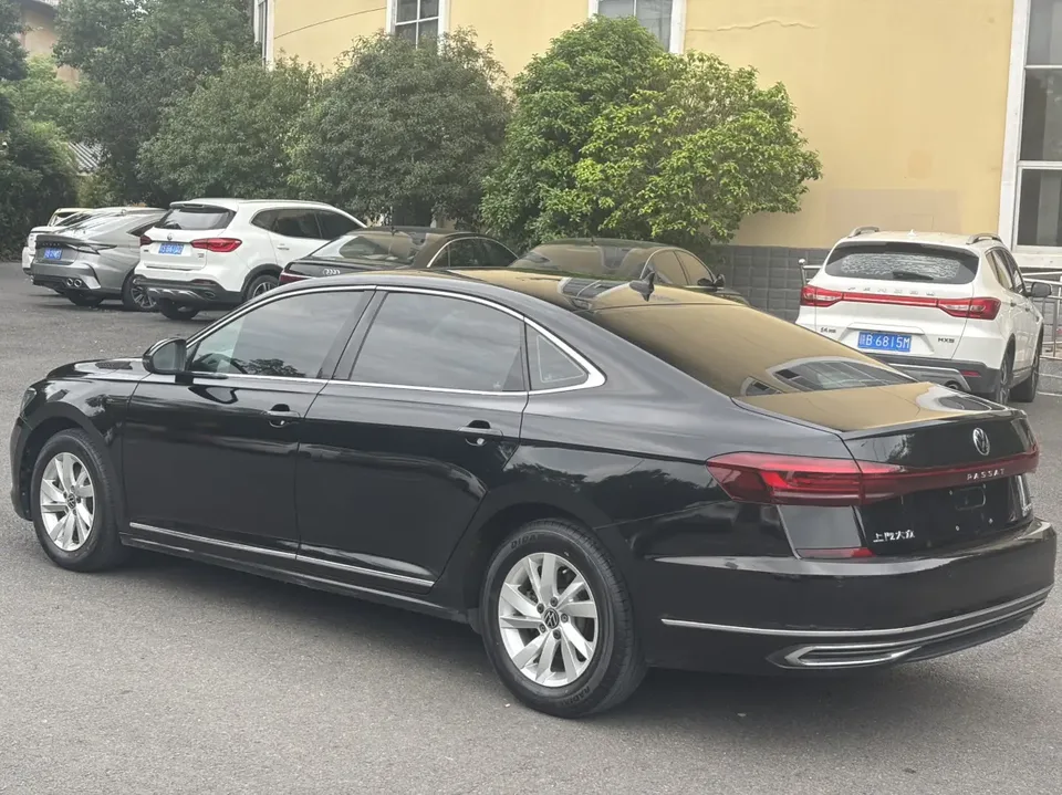Volkswagen Passat Passat 2022 280TSI Business Edition 2022 — миниатюра 4