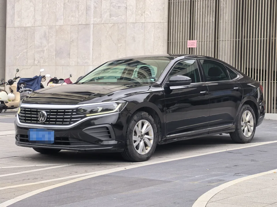 Volkswagen Passat 2022