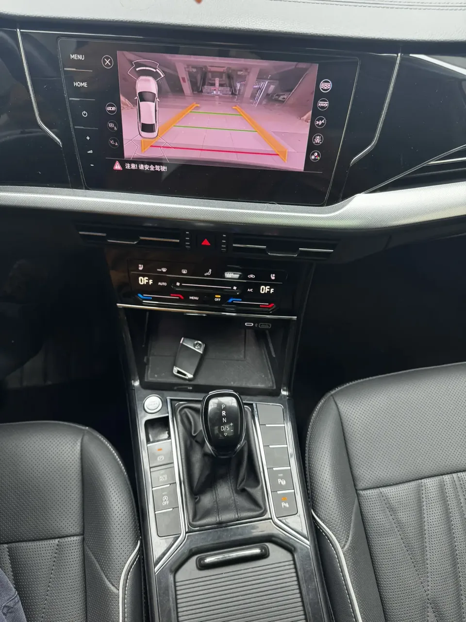 Volkswagen Passat Passat 2022 330TSI Starry Sky Deluxe Edition 2022 — миниатюра 2