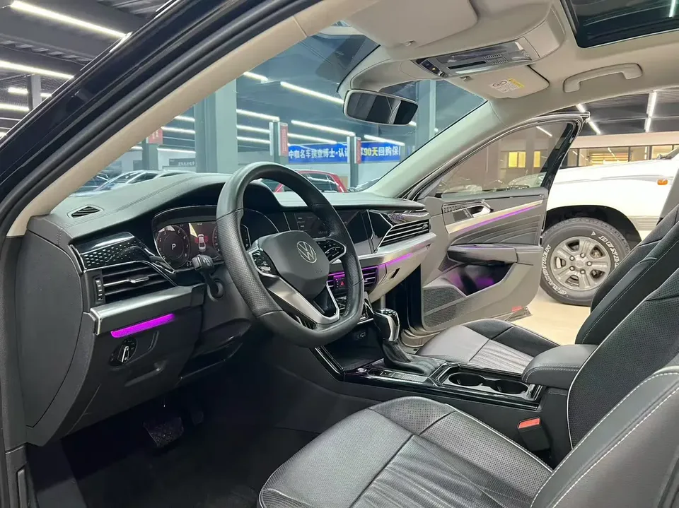 Volkswagen Passat Passat 2022 330TSI Starry Sky Deluxe Edition 2022 — миниатюра 5