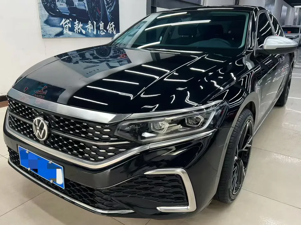 Volkswagen Passat 2022