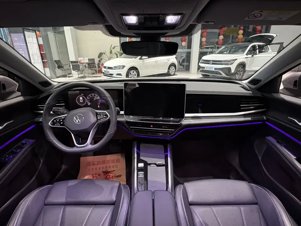 Volkswagen Passat Passat 2025 Pro 380TSI Dragon Edition 2024 — thumbnail 5