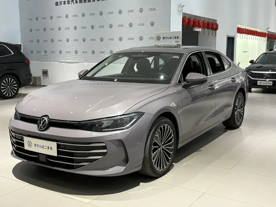 Volkswagen Passat 2024