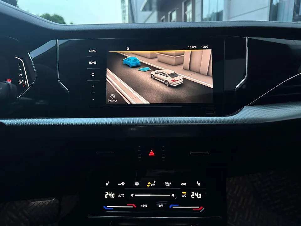 Volkswagen Passat Passat 2023 280TSI Elite Edition 2022 — миниатюра 4